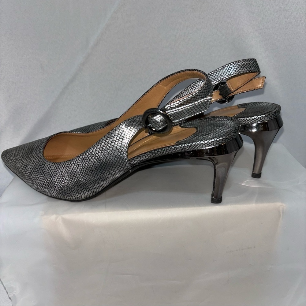 J. Renee Adjustable Slingback Pumps - Size 11 - Picture 6 of 9